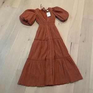 NWT - SOVERE Dress